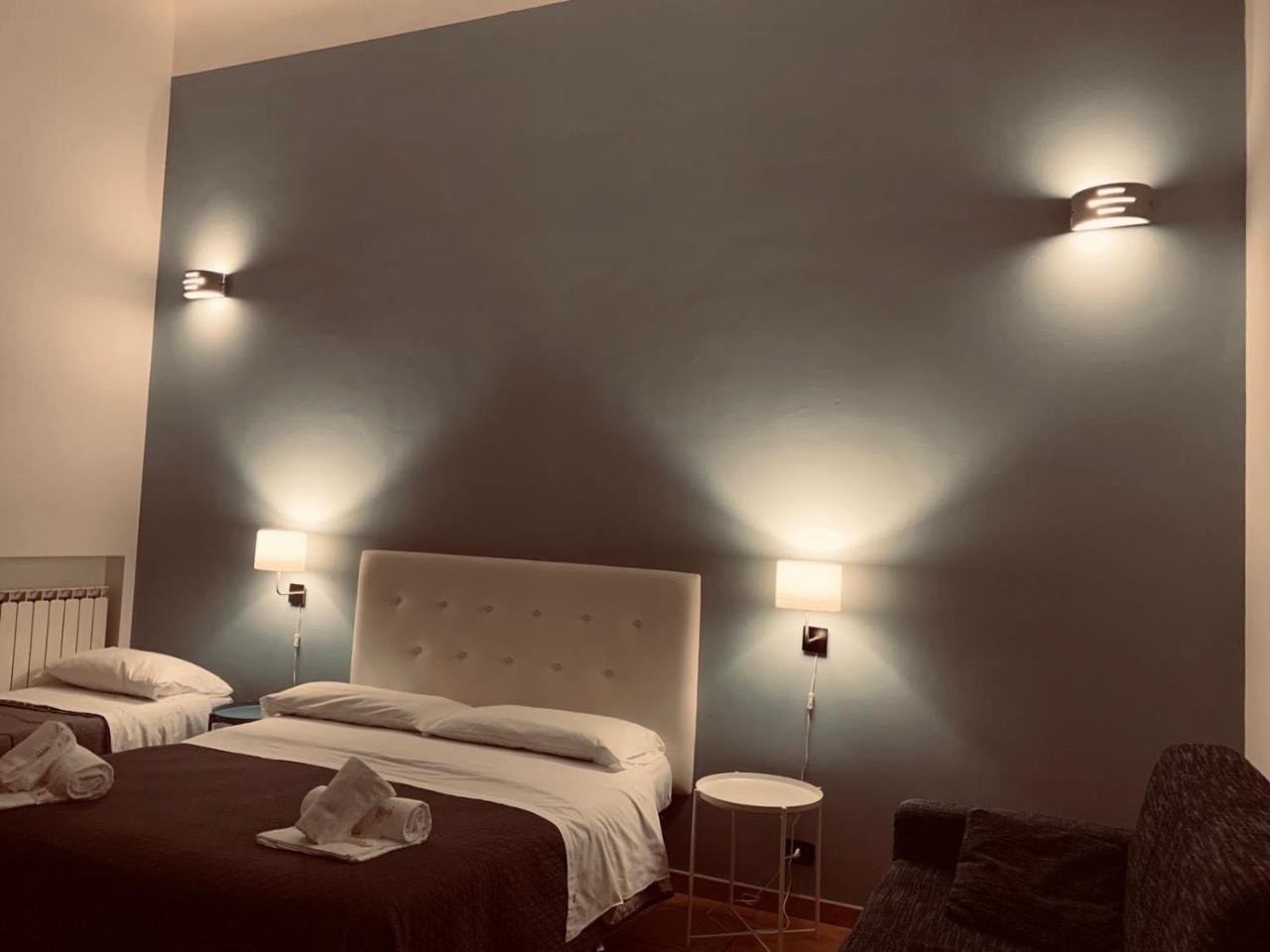 A Due Passi Dal Ponte Guest house Taranto